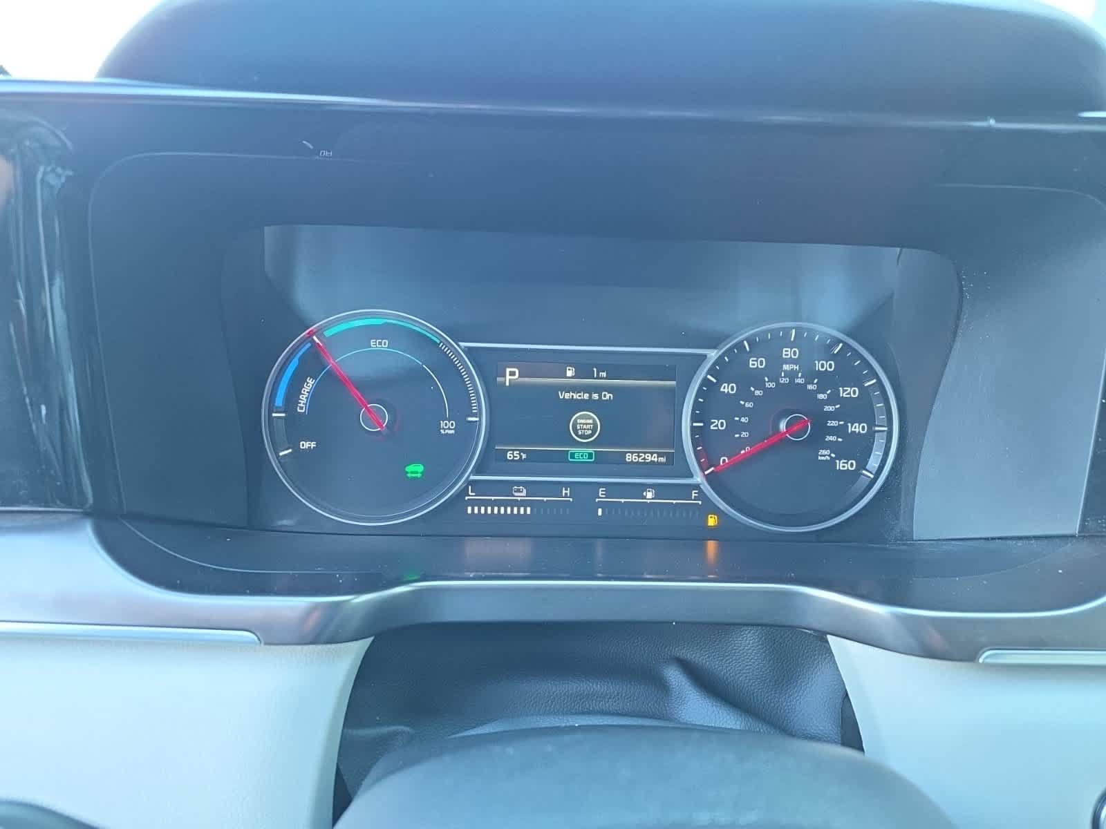 Used 2021 Kia Sorento S FWD image 2