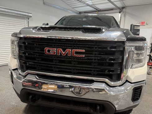 Used 2021 GMC Sierra 2500 4x4 Crew Cab w/ Fleet Convenience Package image 2