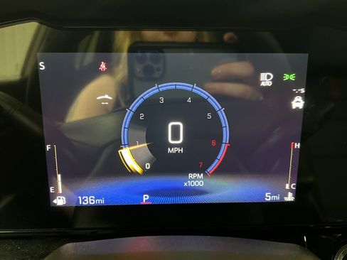 New 2026 Chevrolet Trax RS w/ Driver Confidence Package FWD image 10