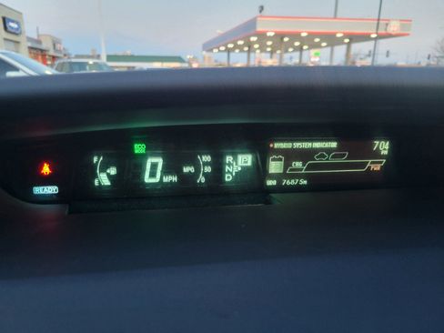 Used 2015 Toyota Prius Two image 35