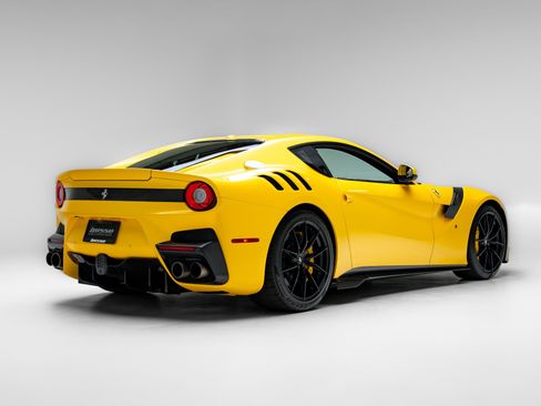 Used 2017 Ferrari F12tdf RWD image 31