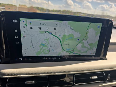 Certified 2025 Lincoln Aviator Reserve w/ Equipment Group 201A image 22