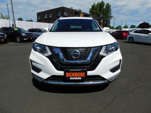 Used 2017 Nissan Rogue SV AWD/4WD image 20