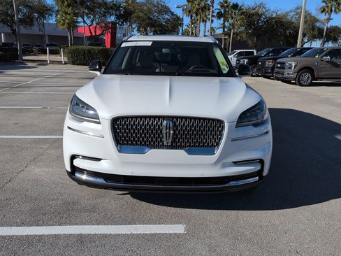 Certified 2022 Lincoln Aviator Reserve w/ Equipment Group 201A image 9