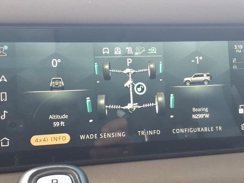 Used 2020 Land Rover Defender 110 First Edition image 10