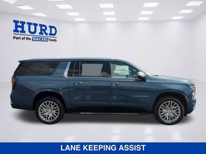 New 2026 Chevrolet Suburban Premier w/ Sun And Tow Package