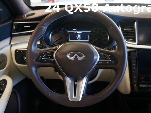 Used 2024 INFINITI QX50 Autograph image 12