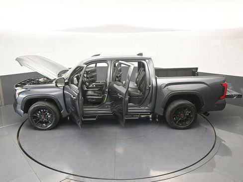 Used 2025 Toyota Tundra SR5 w/ SR5 Convenience Package AWD/4WD image 62