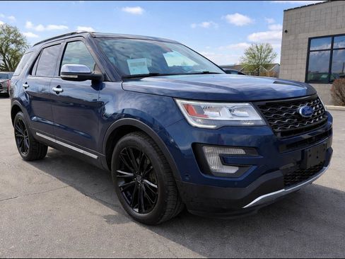 Used 2017 Ford Explorer Platinum image 1