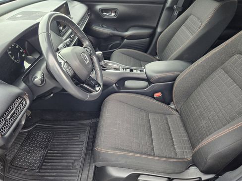 Used 2023 Honda HR-V Sport image 16