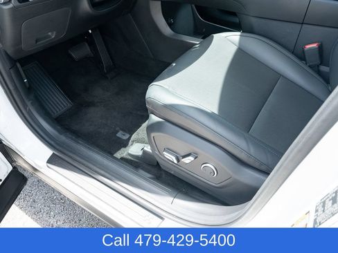 Used 2026 Hyundai Santa Fe SEL AWD/4WD image 30