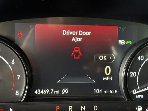 Used 2022 Lincoln Corsair FWD w/ Premium Package image 17