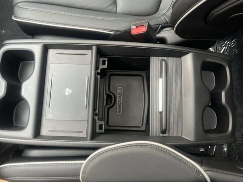 New 2026 Honda Odyssey Touring image 24