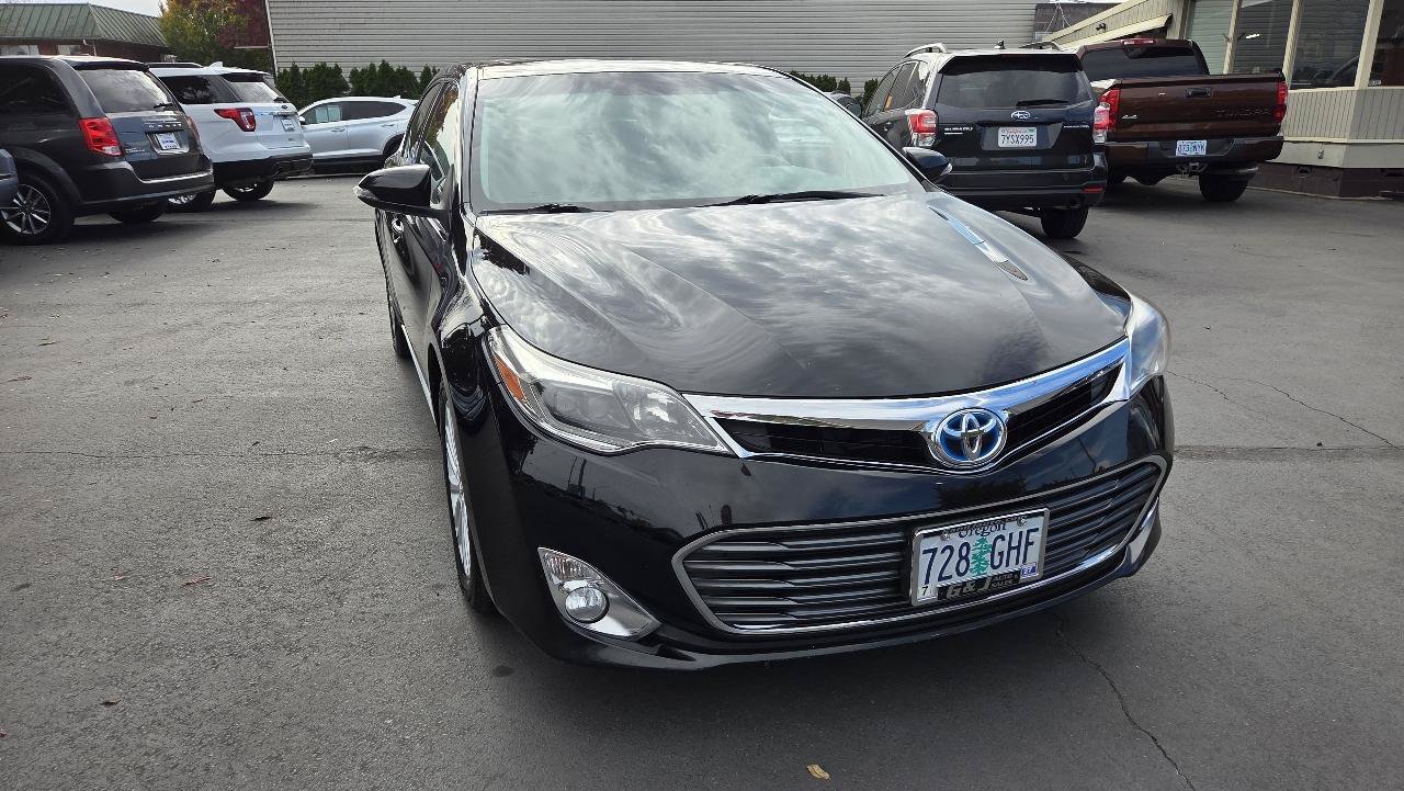 Used 2013 Toyota Avalon Limited FWD image 4