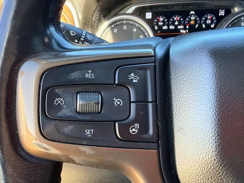 Used 2021 Chevrolet Silverado 1500 High Country w/ Technology Package AWD/4WD image 24