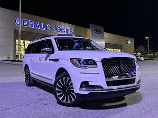 Used 2022 Lincoln Navigator L Black Label video 1