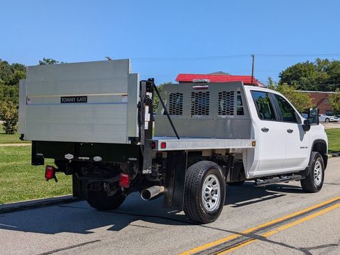 Used 2025 Chevrolet Silverado 3500 W/T w/ Snow Plow Prep/Camper Package AWD/4WD image 5