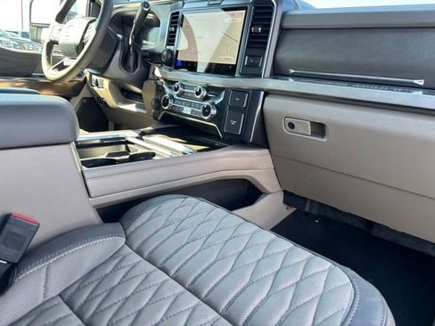 New 2026 Ford F250 Platinum w/ Platinum Plus Package image 23