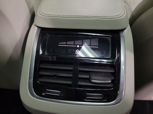 Used 2021 Volvo XC90 T8 Inscription Expression w/ Protection Package Premier image 28