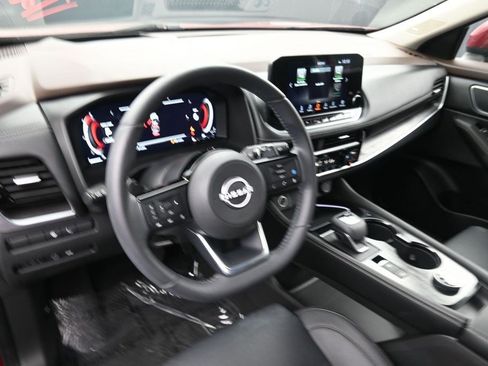 Used 2023 Nissan Rogue Platinum w/ Platinum Premium Package AWD/4WD image 11
