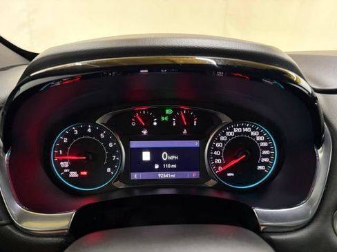 Used 2023 Chevrolet Traverse RS AWD/4WD image 94