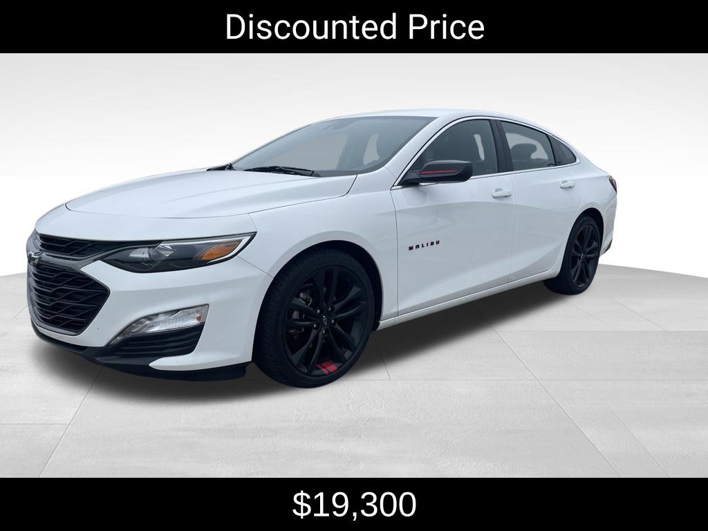 Used 2024 Chevrolet Malibu LT w/ Redline Edition FWD image 3