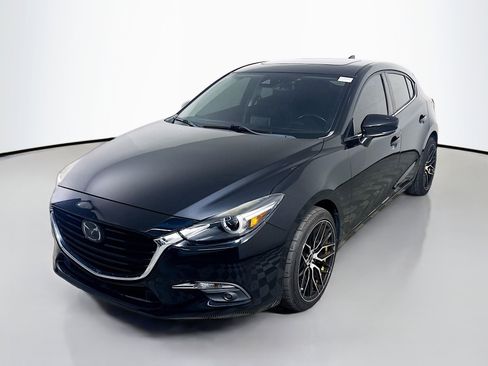 Used 2018 MAZDA MAZDA3 Grand Touring w/ Premium Equipment Package image 4