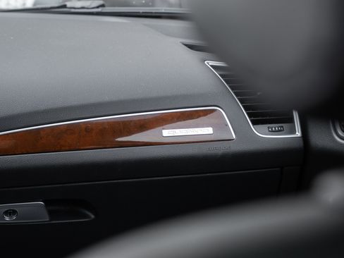 Used 2012 Audi Q5 3.2 Premium Plus image 15