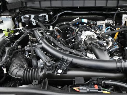 Used 2024 Ford Bronco Wildtrak image 36