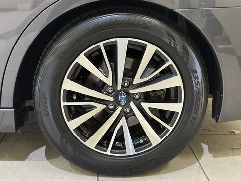 Used 2018 Subaru Legacy 2.5i Premium AWD/4WD image 9