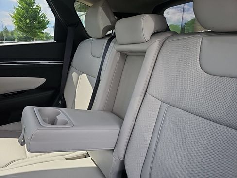 Certified 2023 Hyundai Tucson Limited AWD/4WD image 33