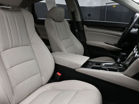 Used 2018 Honda Accord EX-L image 27