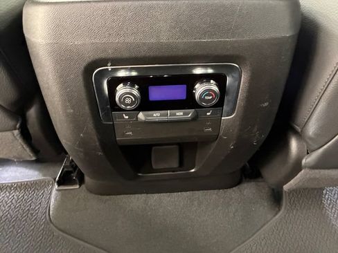 Certified 2025 GMC Yukon Denali AWD/4WD image 19
