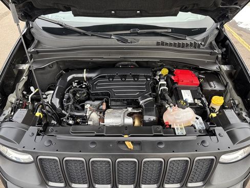 Certified 2023 Jeep Renegade Trailhawk image 9