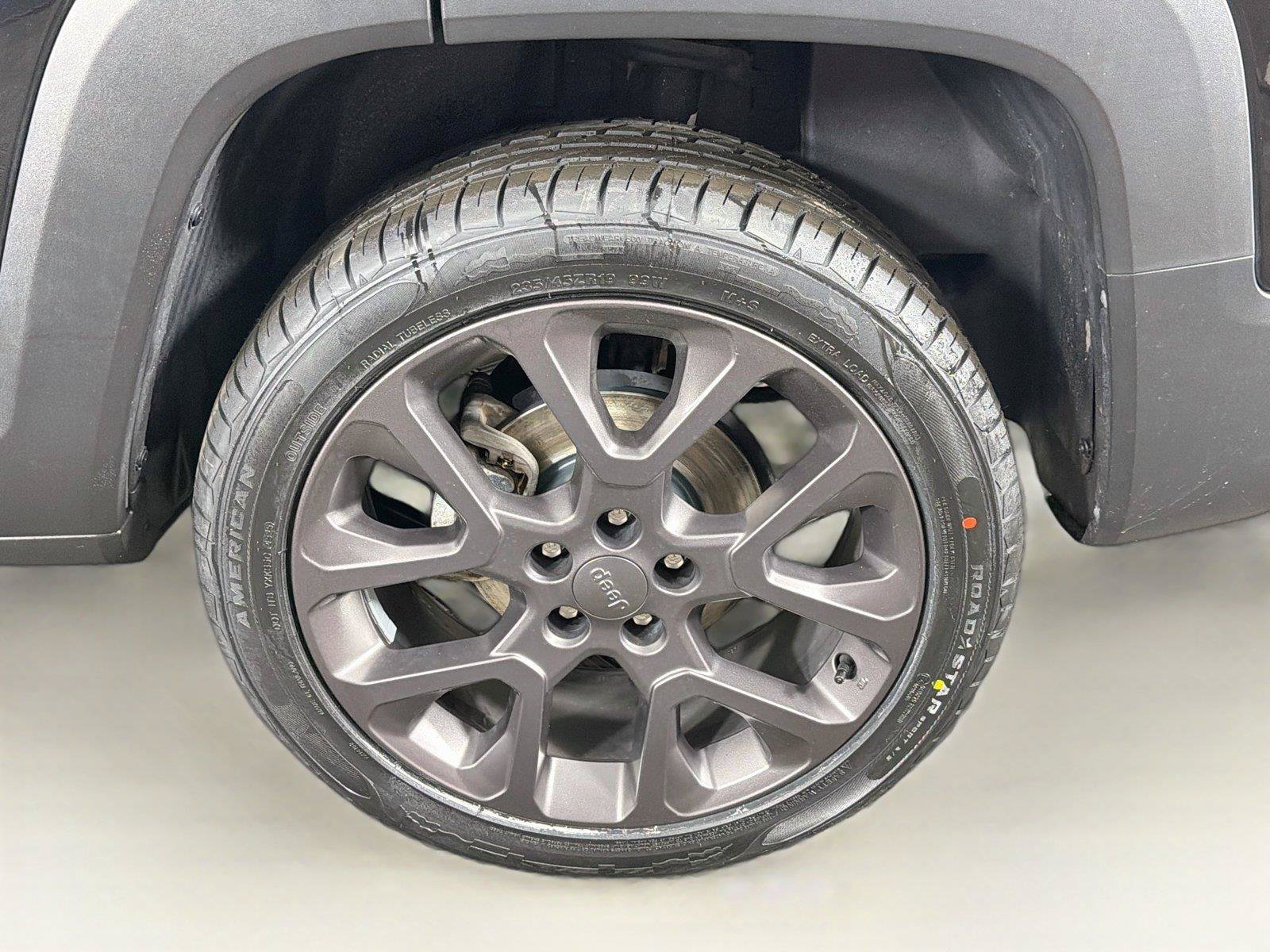 Used 2023 Jeep Renegade Latitude w/ Sun/Sound Group AWD/4WD image 34