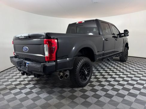 Used 2019 Ford F250 Lariat AWD/4WD image 3