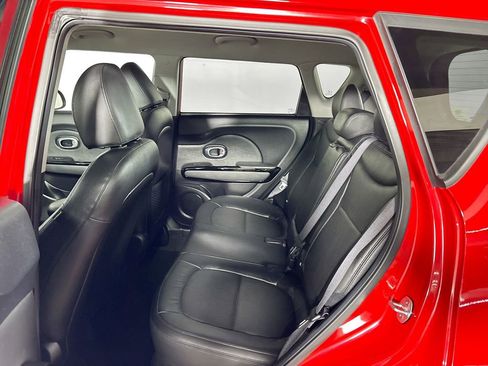 Used 2016 Kia Soul ! image 19