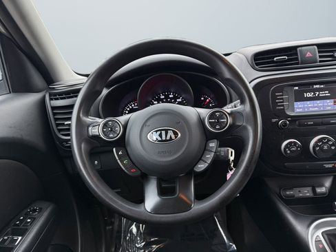 Used 2019 Kia Soul image 12