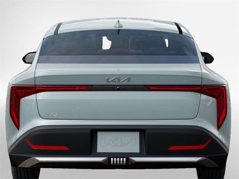 New 2025 Kia K4 LXS image 13