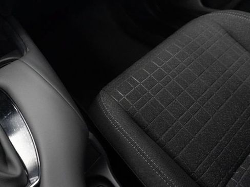New 2027 Honda HR-V LX image 12