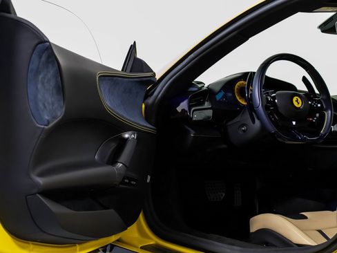 Certified 2022 Ferrari SF90 Stradale image 34