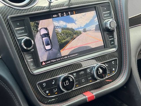 Used 2020 Bentley Bentayga Speed AWD/4WD image 27