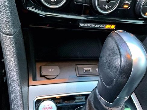 Used 2020 Volkswagen Passat 2.0T R-Line image 24