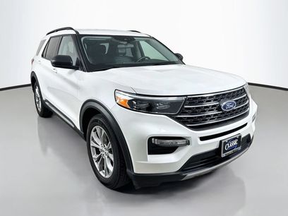 Used 2024 Ford Explorer XLT w/ Equipment Group 202A