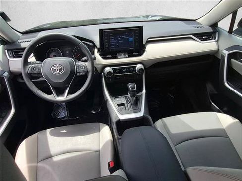Used 2022 Toyota RAV4 XLE Premium FWD image 18
