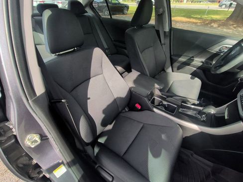 Used 2015 Honda Accord LX image 20