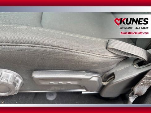 Used 2021 Jeep Wrangler Unlimited Sahara w/ Uconnect 4C Nav & Sound Group AWD/4WD image 9