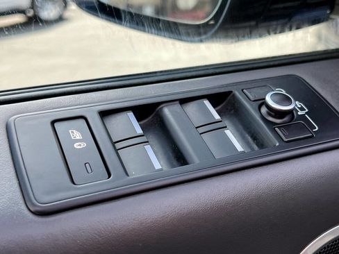 Used 2016 Land Rover Range Rover Sport Autobiography image 28