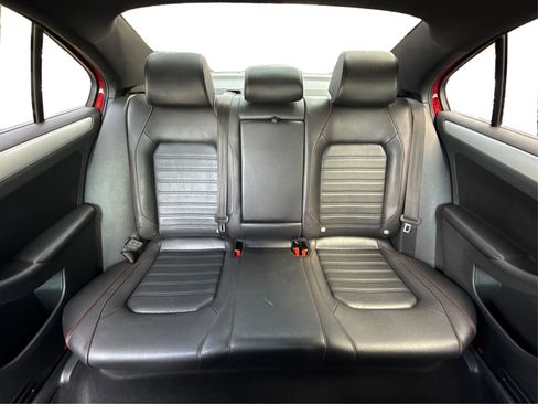 Used 2013 Volkswagen Jetta GLI Autobahn image 26