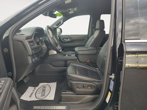 Used 2024 Chevrolet Tahoe Premier image 9